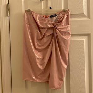 Fashion Nova Bubblegum/Barbie Pink Latex Skirt Size Medium